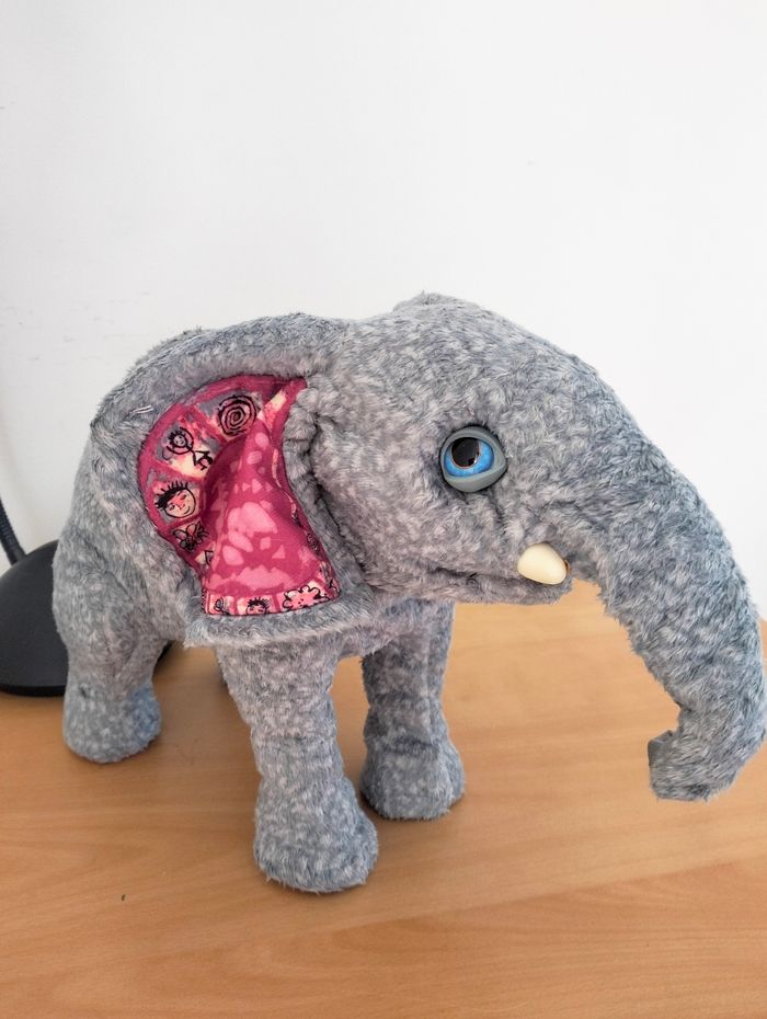 Zambie éléphant FurReal