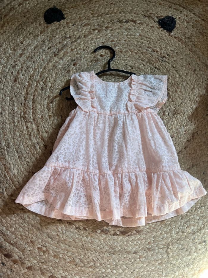 Magnifique, petite robe bébé