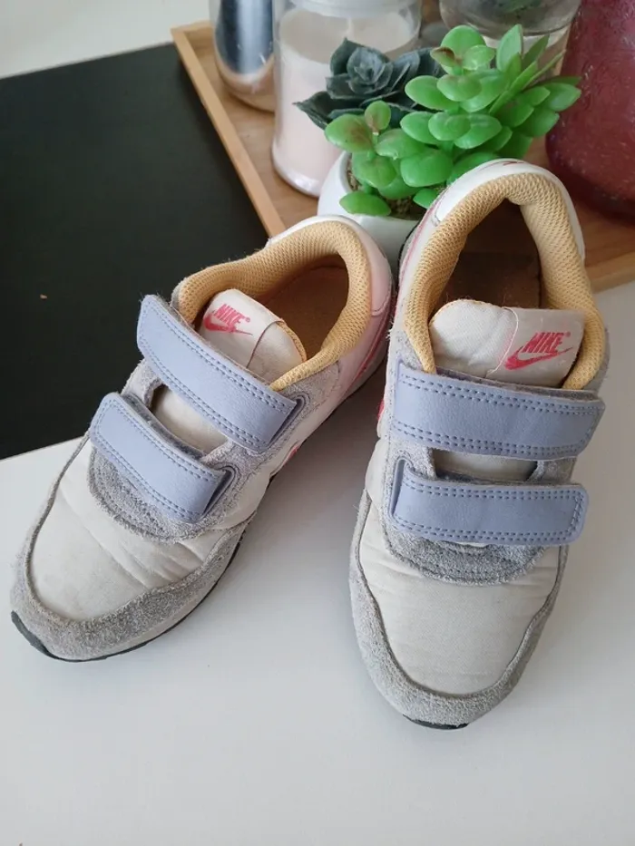 Jolie Basket Nike pour enfant fille Taille 29,5🌿💝 - photo numéro 5