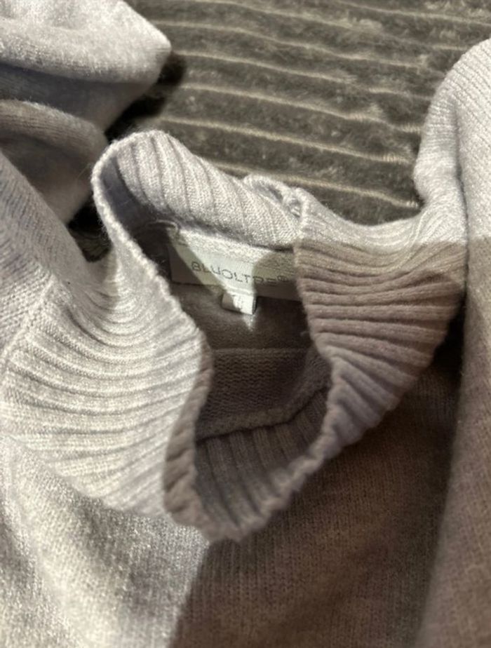 Pull croc-top gris Bluoltre – Taille unique – Très bon état - photo numéro 2