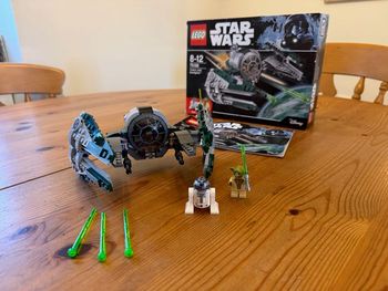 LEGO Star Wars 75168 Yoda's Jedi Starfighter – Complete with Minifigures