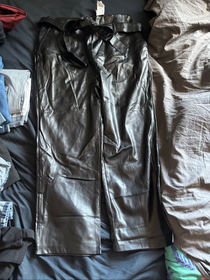 Pantalon similicuir cuir - photo numéro 2