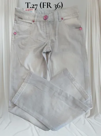 Jean femme-T27(FR36)-staff-neuf