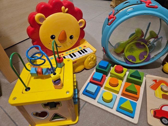 Lot de jouets - photo numéro 2