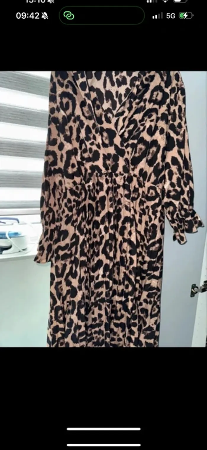 Magnifique robe leopard taille xl tres bonne etat - photo numéro 2