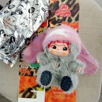 🌹 Poupée Labubu gris avec son bonnet son collier et sa carte tout neuf 🌹