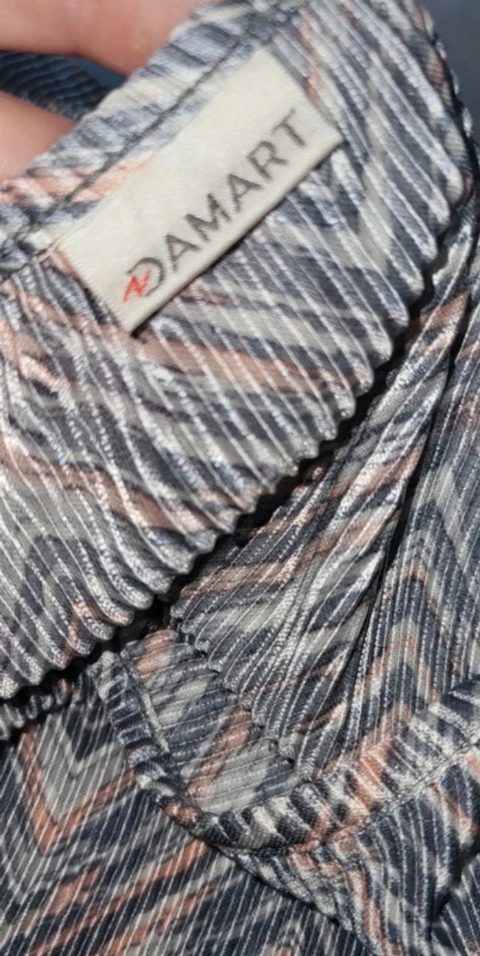 Très beau Tee-shirt Damart 46/48 - photo numéro 5