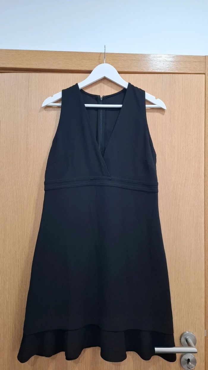 Elegante vestido da Mango