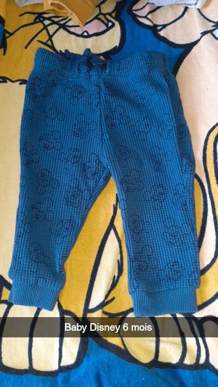 2 pantalons Mickey 6 mois