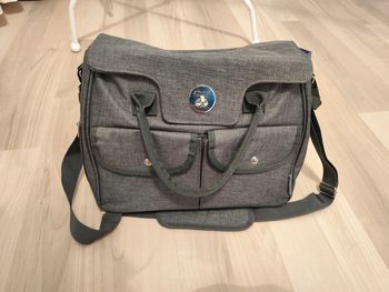 Sac à langer neuf gris
