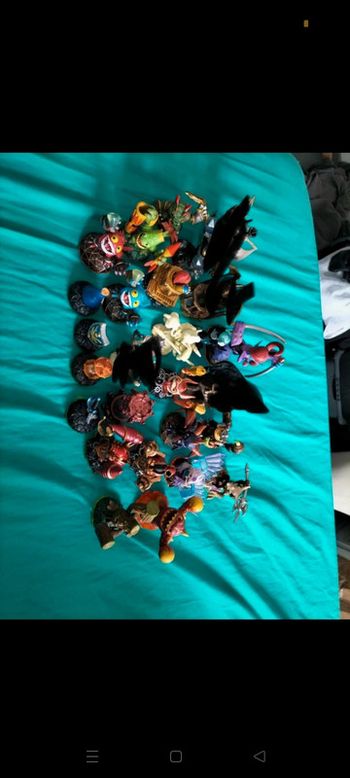 Figurine Skylanders (bien lire la description)