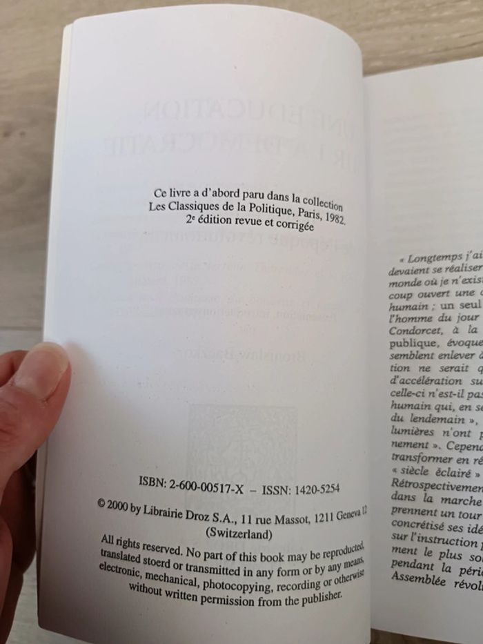 Une éducation pour la democratie Textes et projets de l'époque révolutionnaire Bronislaw Baczko - photo numéro 8