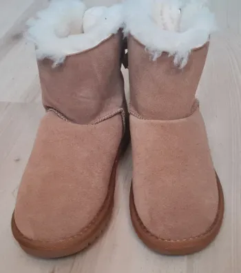 Bottines en peau pointure 38