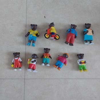 Lot de jouets petit ours brun