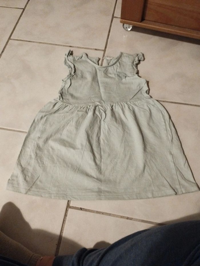 Robe h&m 2-3ans