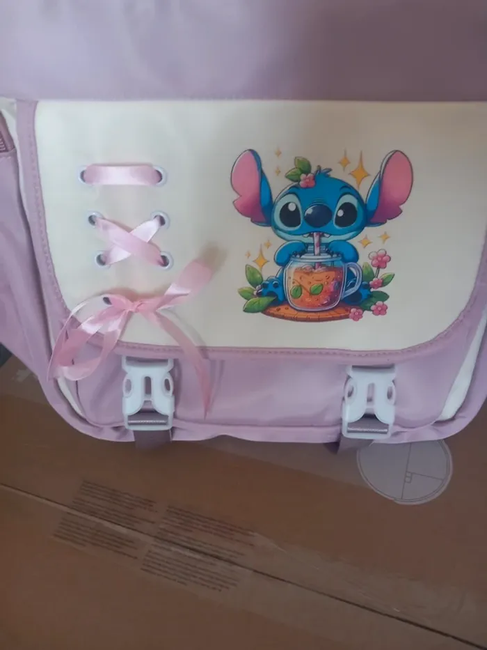 Sac à dos / cartable stitch neuf - photo numéro 2