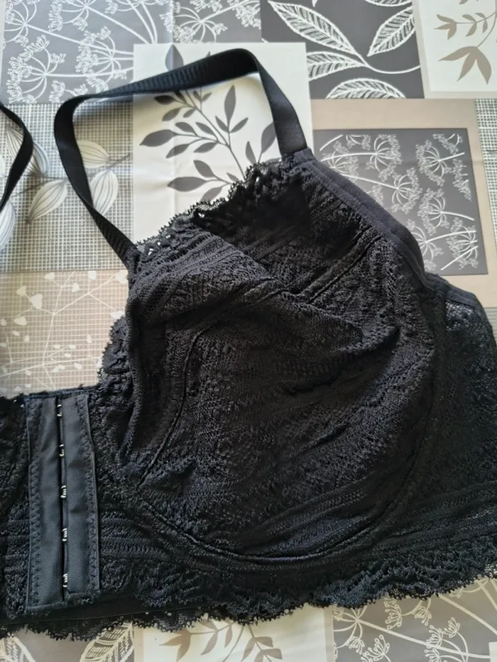 Soutien gorge 105C - photo numéro 2