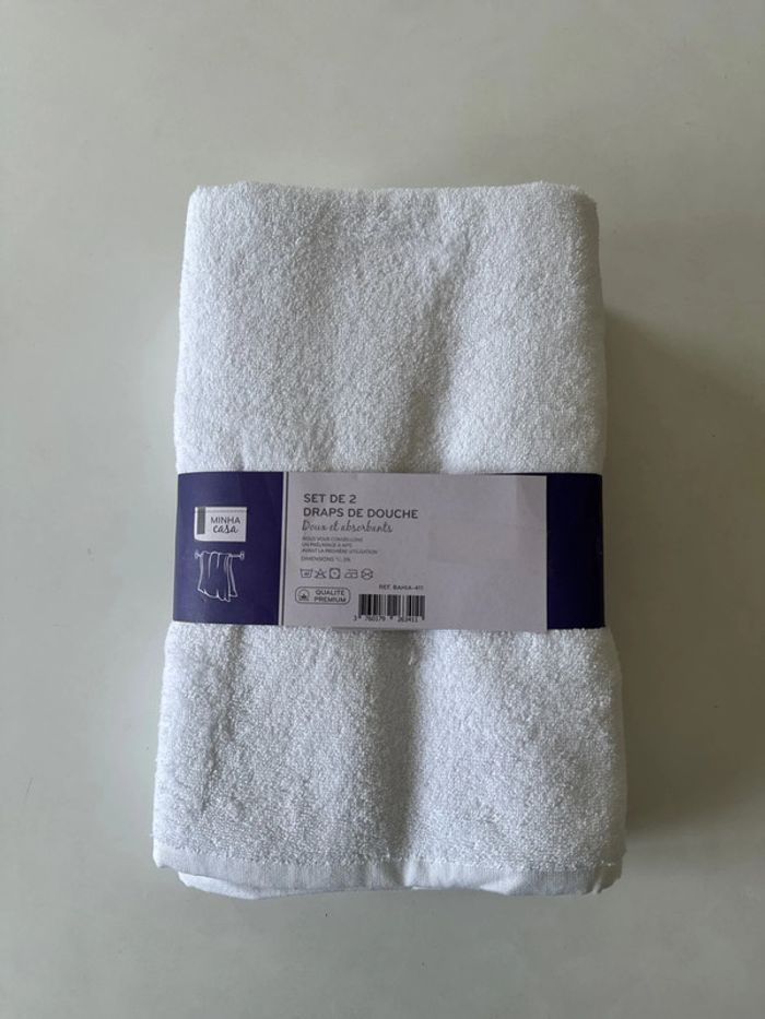 Set de 2 draps de douche blancs – Neufs – 65x135 cm & 70x140 cm - photo numéro 5
