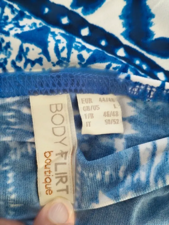 Très belle robe longue fluide femme T 46/48 Body Flirt - photo numéro 2