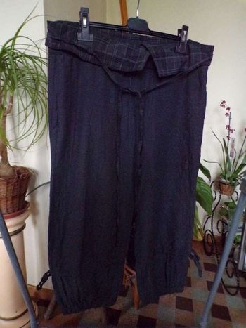 Pantalon noir léger, marque Kiabi woman, taille 44
