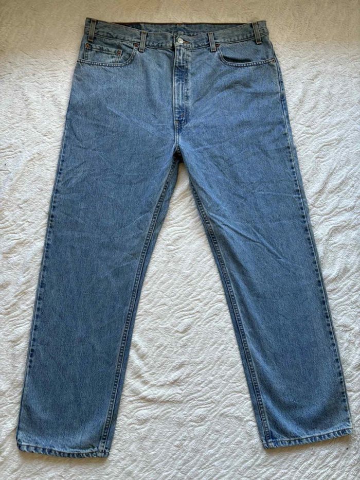 Jean Levi’s homme 505 Regular Fit straight leg W40 L30 (50 FR / XXL) Bleu clair vintage Mexico rare - photo numéro 4