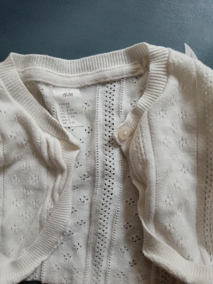 Gilet court blanc H&M 98cm - photo numéro 2