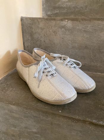 Petites baskets argentées à lacets vintage 38