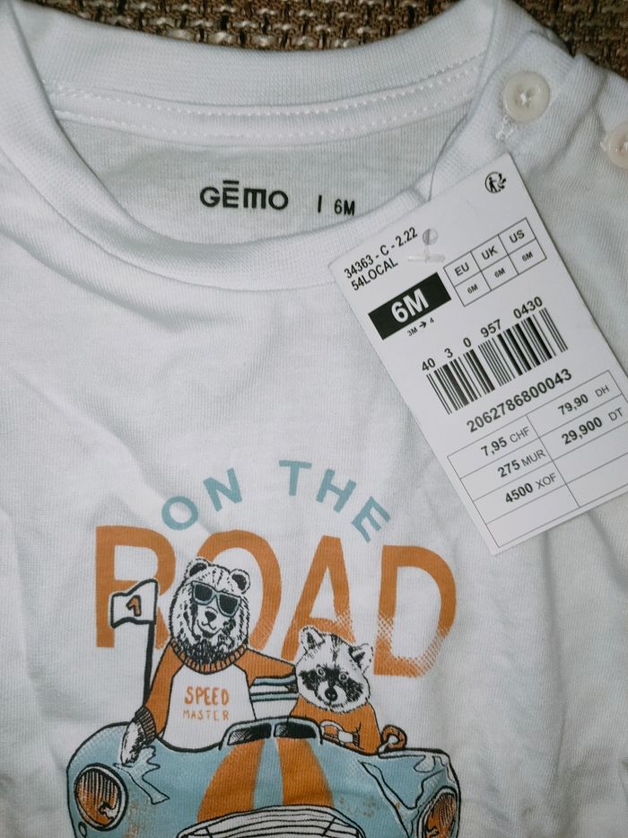 T-shirt manches longues Gémo 6 mois - photo numéro 2