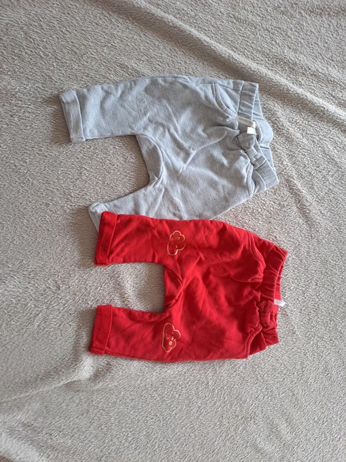 2 pantalons