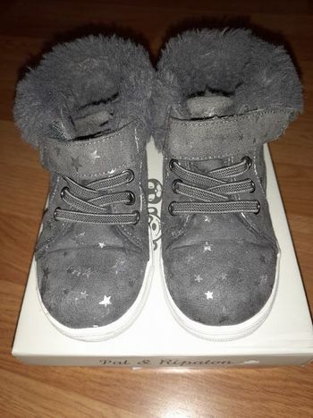 bottines fourrées taille 23