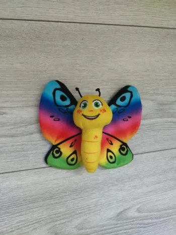 Petite peluche papillon 🦋