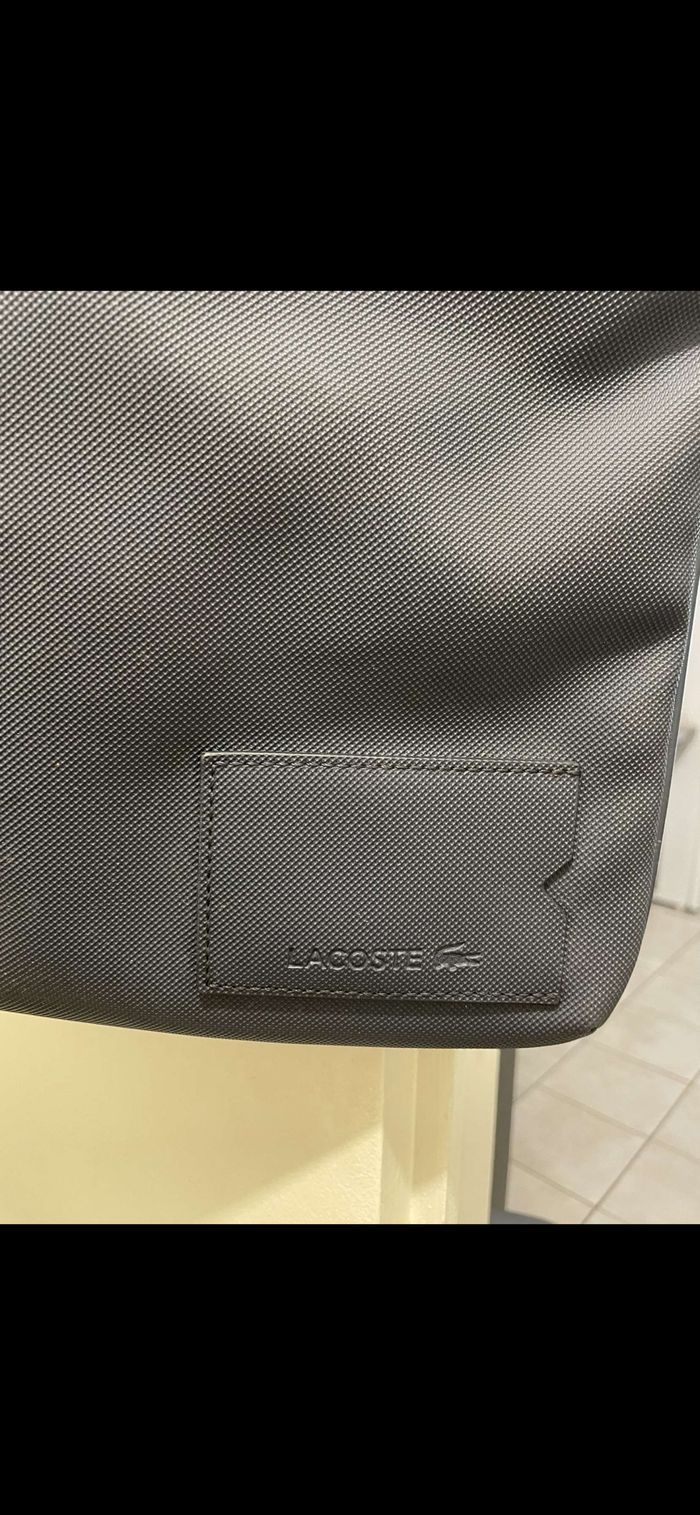 Sacoche Lacoste - photo numéro 2
