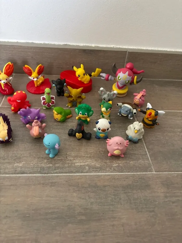 Lot de 23 Pokémon Nintendo bon et très bon état - photo numéro 8