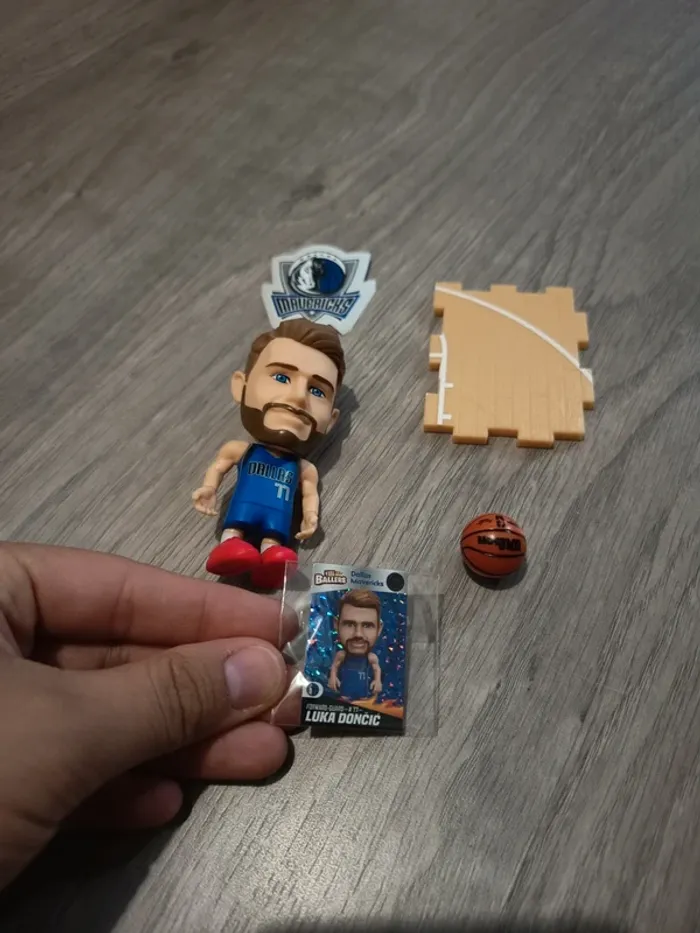 Figurine Luka Doncic neuf - Zuru NBA Ballers - photo numéro 2