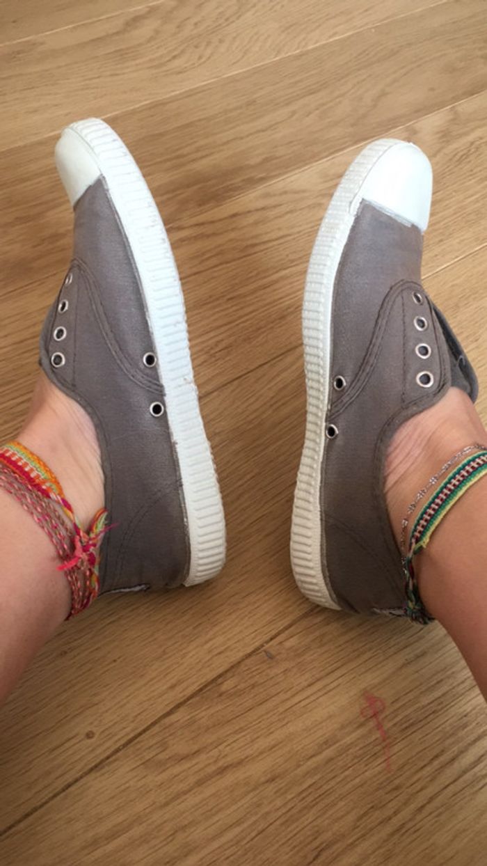 Petites baskets chipie à lacets taille 37 - photo numéro 2