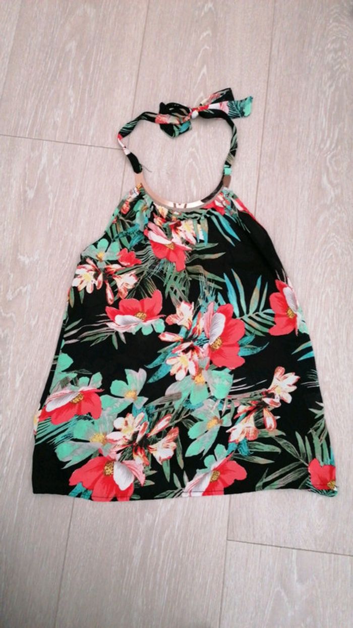 Débardeur dos nu fleuri