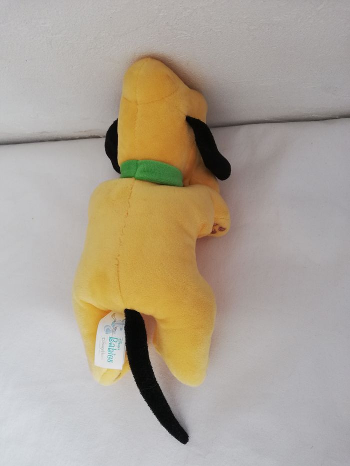 peluche chien pluto disney - photo numéro 2