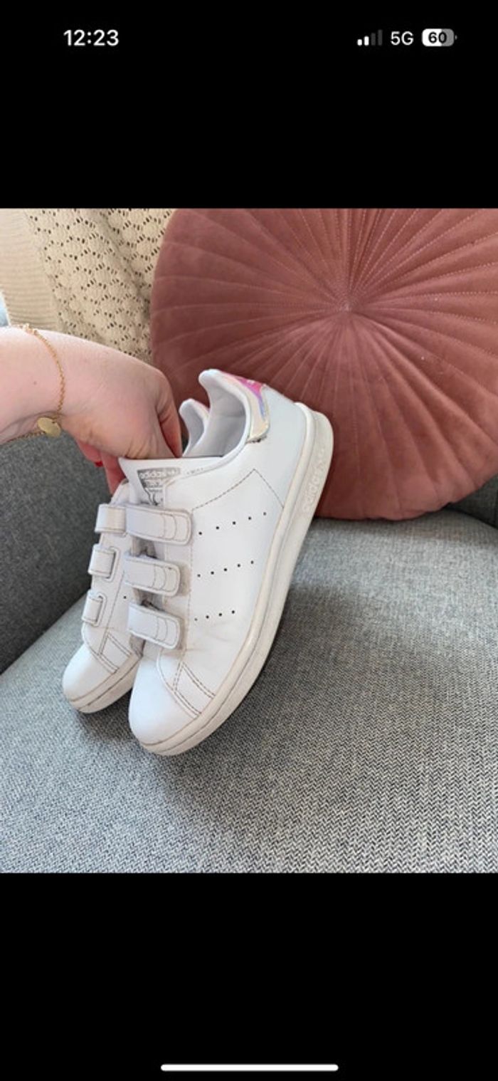 Baskets Stan Smith taille 33 - photo numéro 3