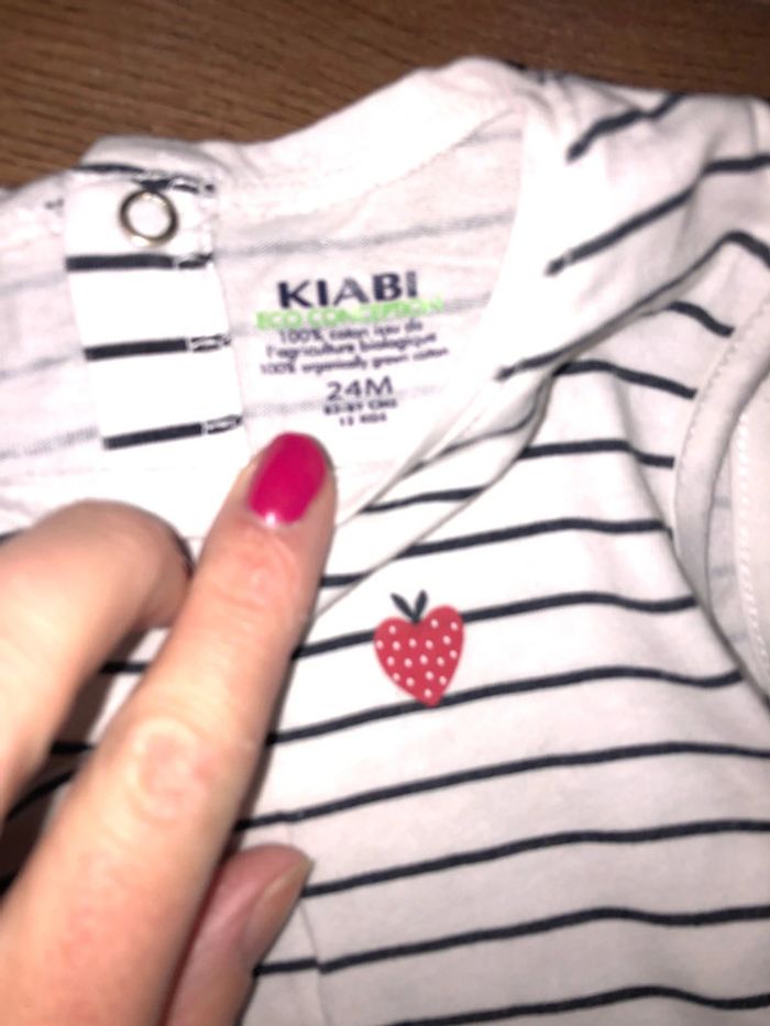 Lot de 2 robes kiabi fille 🌺 taille 24 mois très bon état - photo numéro 3