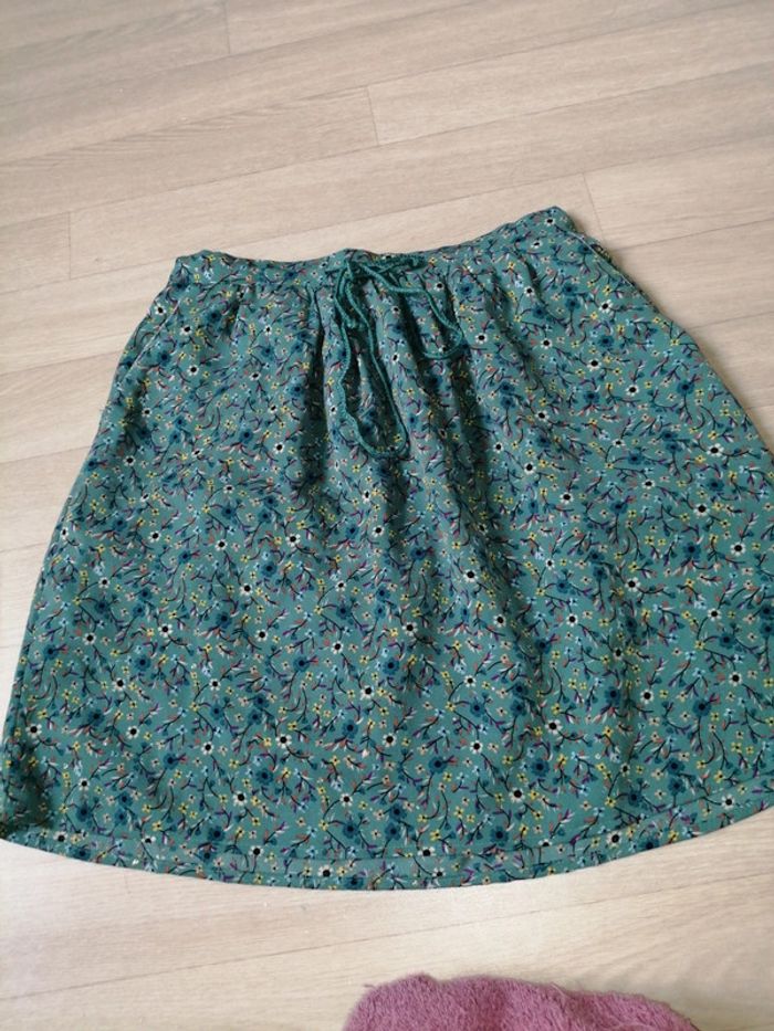 Jupe motif fleurs - photo numéro 6