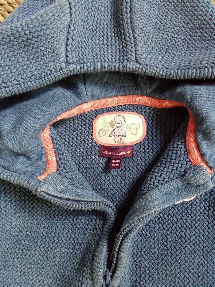 Gilet épais en lainage bleu avec capuche Sergent Major taille 18 mois - photo numéro 5
