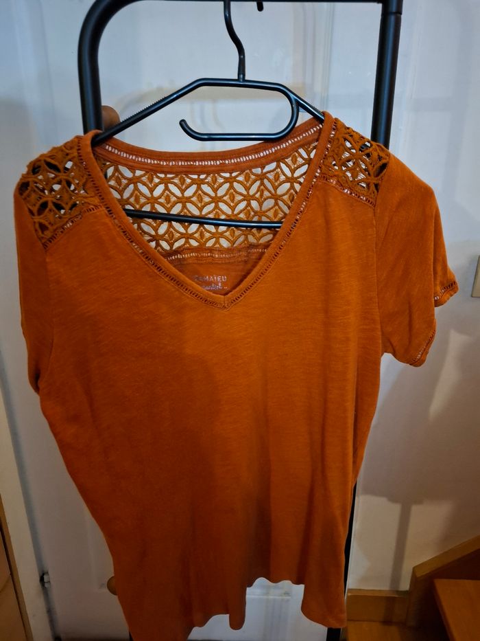 T-shirt femme à manches courte, couleur ocre, taille M - photo numéro 2