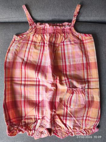 Très joli body Fille Taille 3 mois Madras 