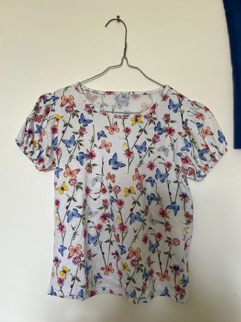 t-shirt à papillon