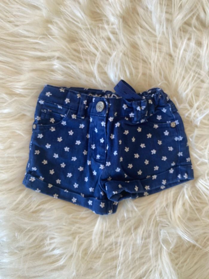 Short 2 ans