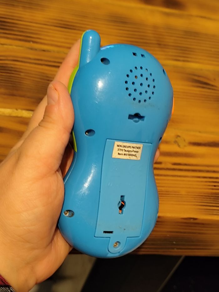 Téléphone Jouet Éducatif Lumineux et Musical - photo numéro 3
