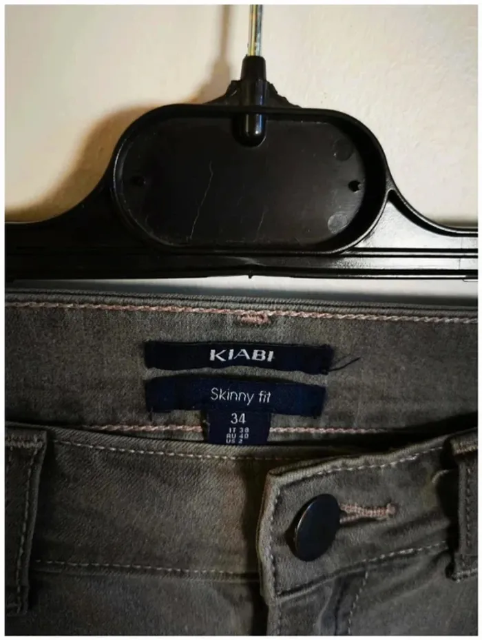 C35 jeans gris kiabi XS - photo numéro 3