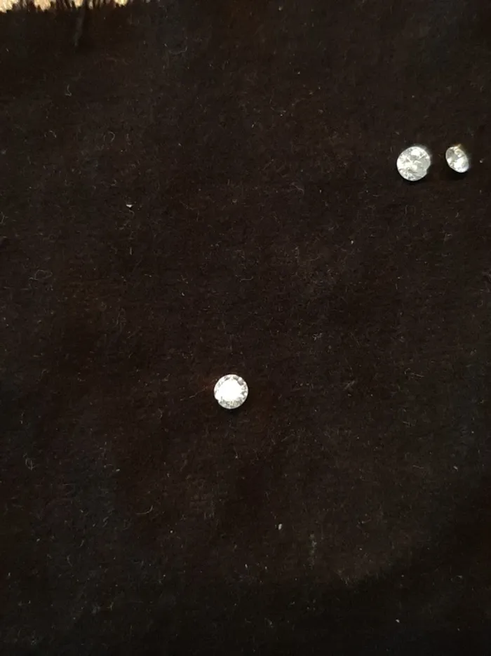 Plusieurs diamants, 2 saphirs et une émeraude - photo numéro 10