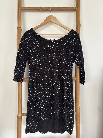 Tunique noire à étoiles blanches taille M