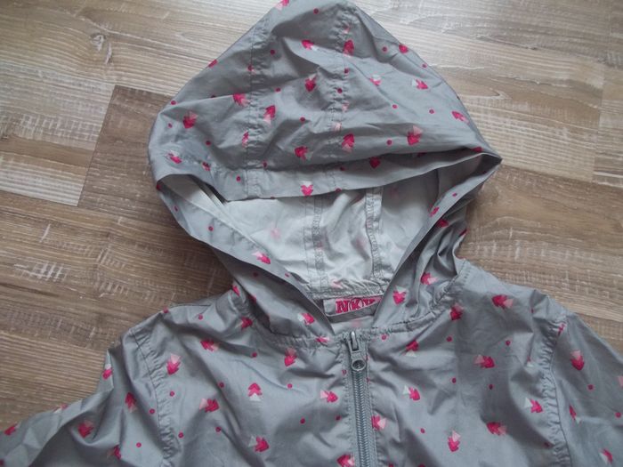 Coupe-vent gris motifs roses NKY 6 ans - photo numéro 4